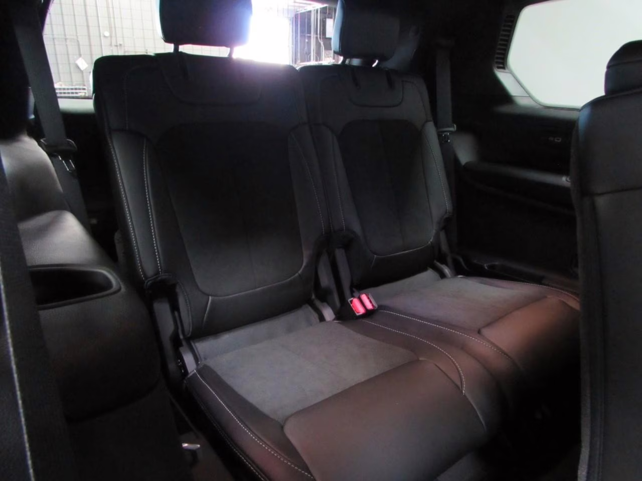 2026 Baltic Gray Jeep Grand Cherokee L Laredo 4X4 SUV