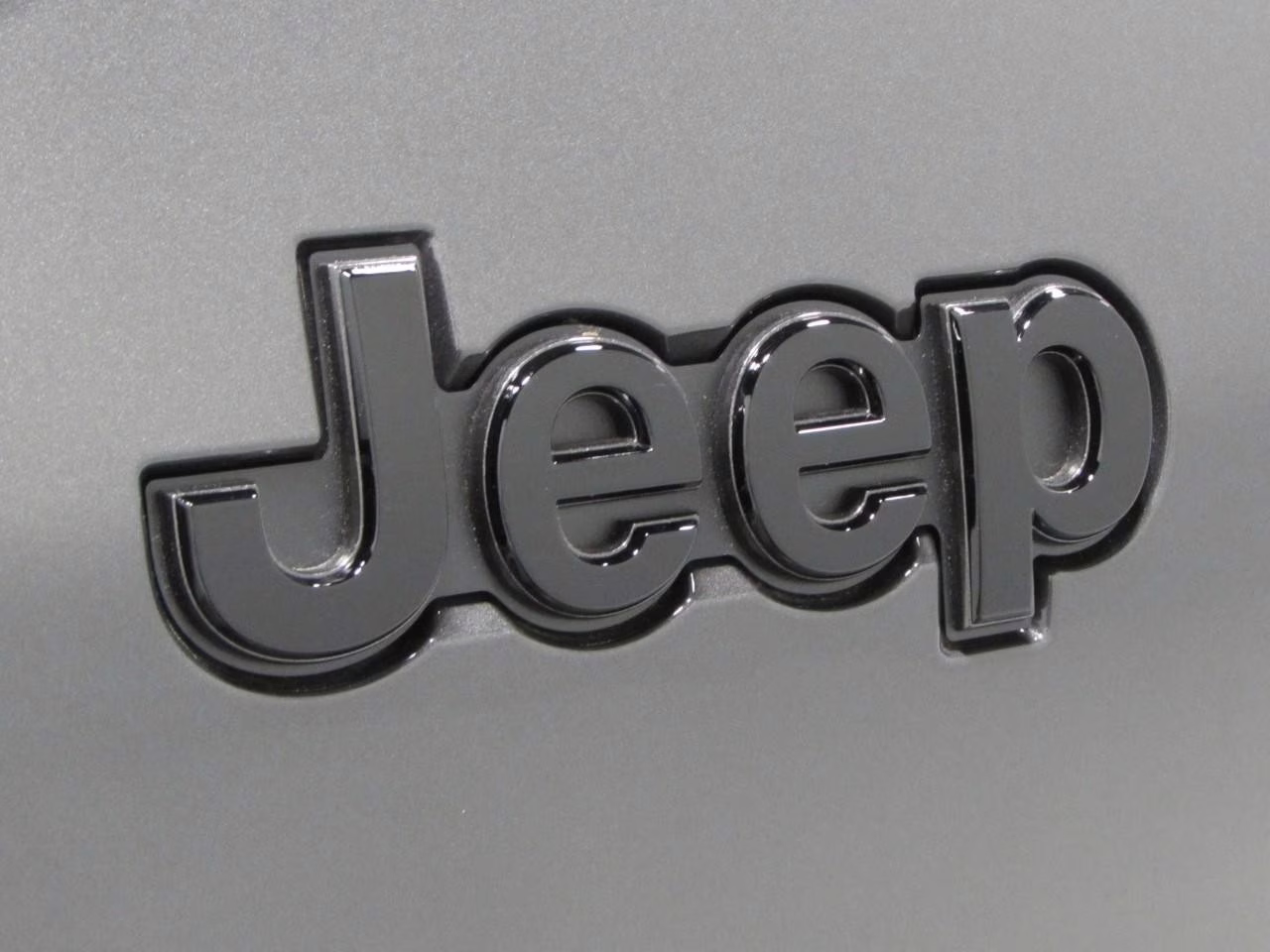 2026 Baltic Gray Jeep Grand Cherokee L Laredo 4X4 SUV