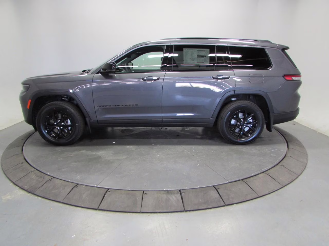 2026 Baltic Gray Jeep Grand Cherokee L Laredo 4X4 SUV