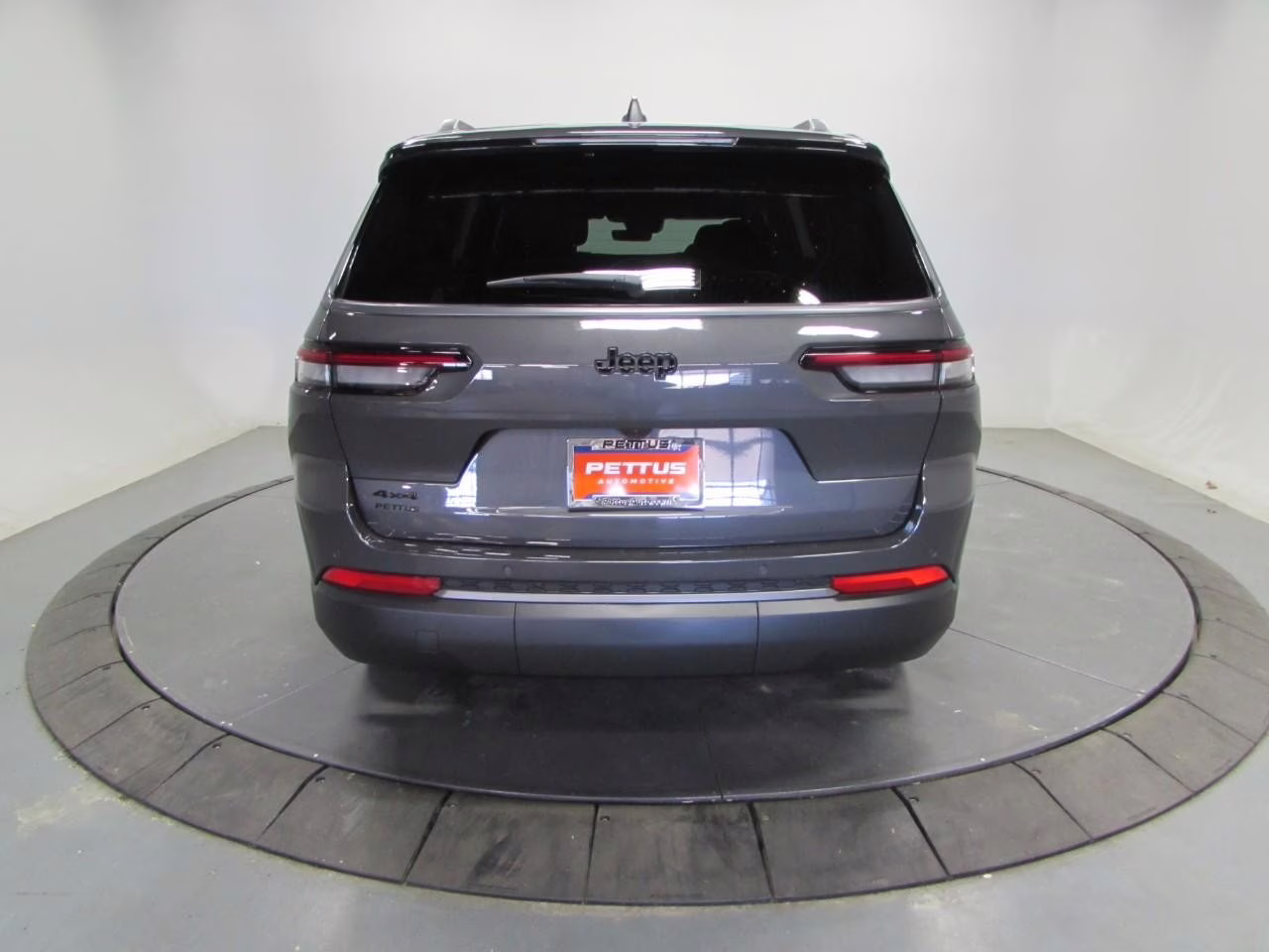 2026 Baltic Gray Jeep Grand Cherokee L Laredo 4X4 SUV