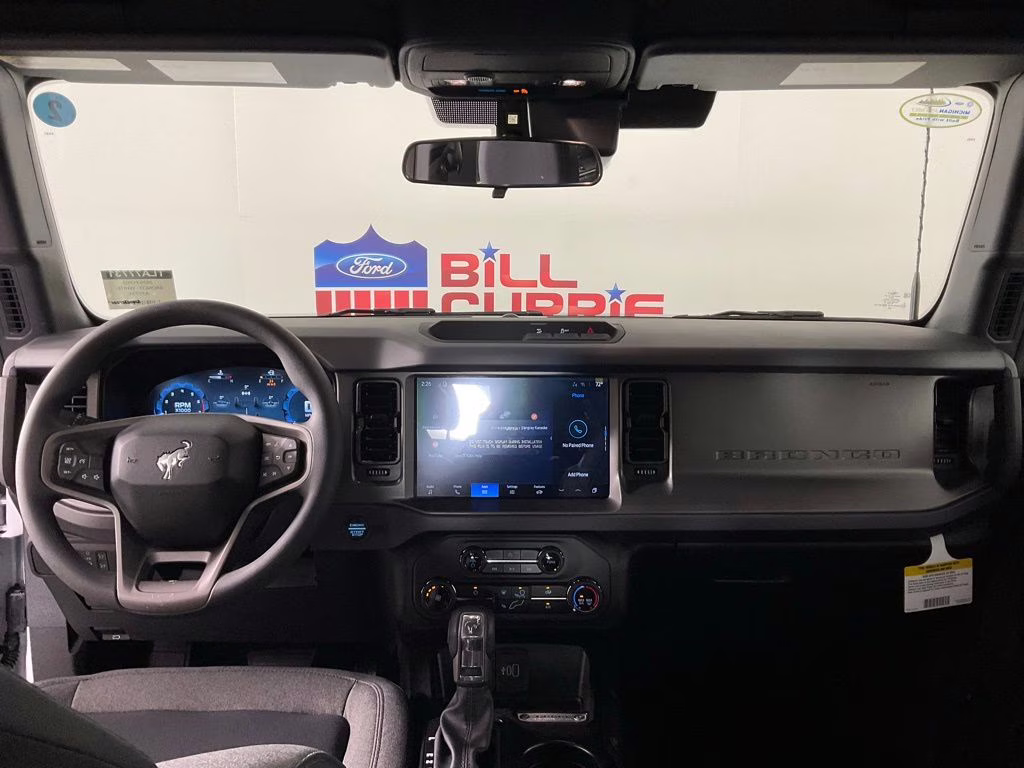 2026 Oxford White Ford Bronco Base 4X4 SUV