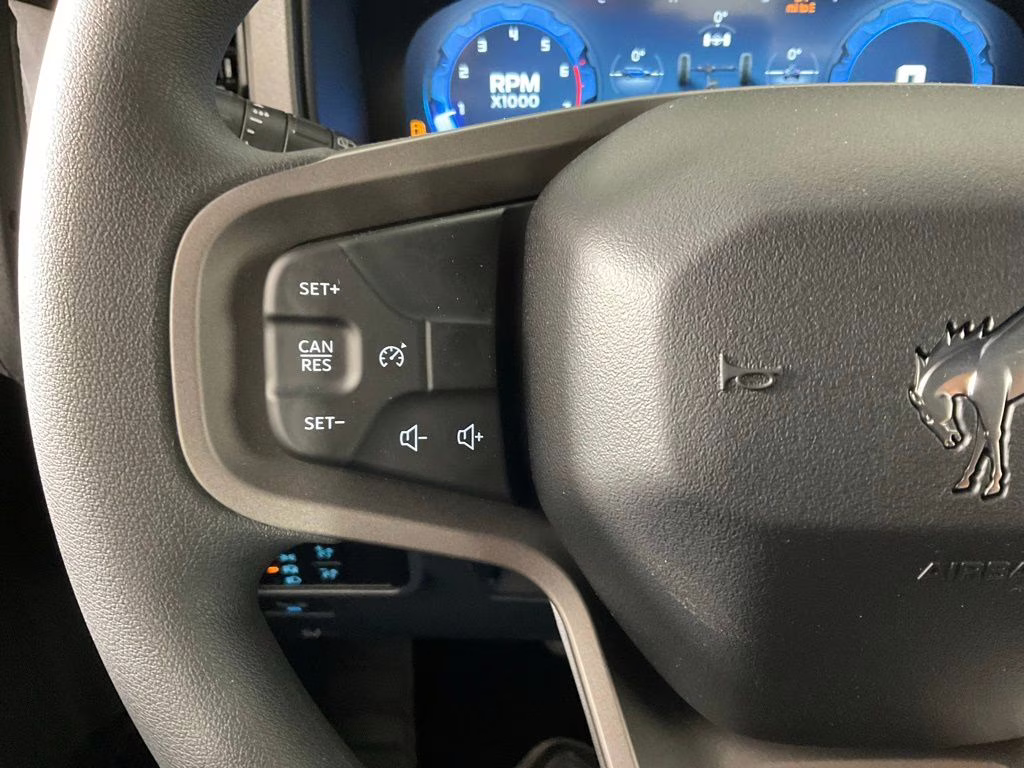 2026 Oxford White Ford Bronco Base 4X4 SUV