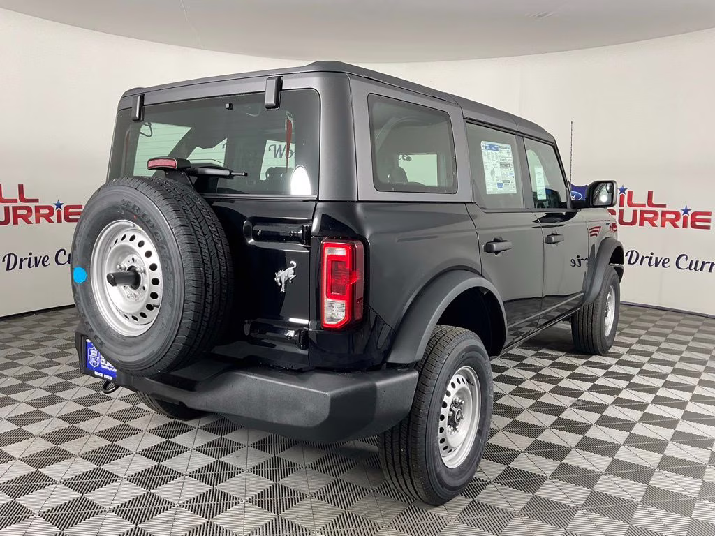 2026 Shadow Ford Bronco Base 4X4 SUV