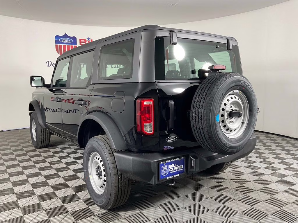 2026 Shadow Ford Bronco Base 4X4 SUV