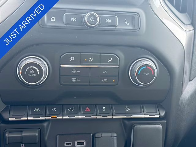 2026 Sterling Gray Metallic Chevrolet Silverado 1500 Custom Trail Boss 4X4 Truck