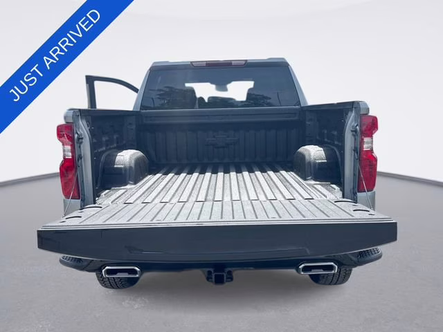 2026 Sterling Gray Metallic Chevrolet Silverado 1500 Custom Trail Boss 4X4 Truck