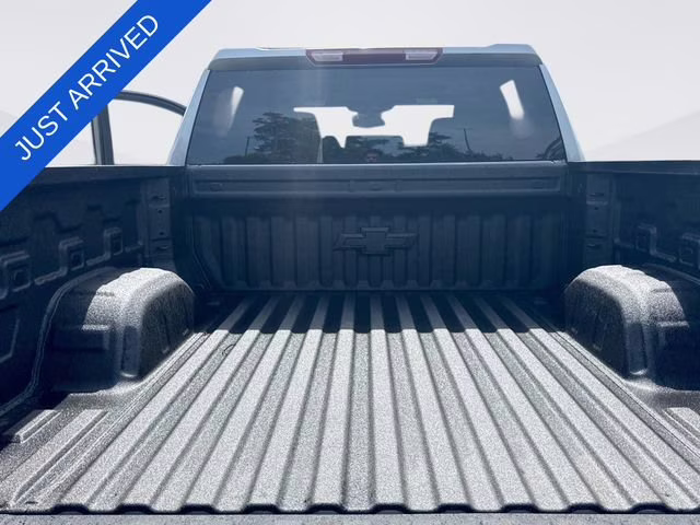 2026 Sterling Gray Metallic Chevrolet Silverado 1500 Custom Trail Boss 4X4 Truck
