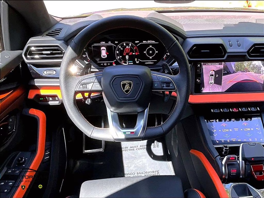 2025 Grigio Lamborghini Urus SE AWD SUV