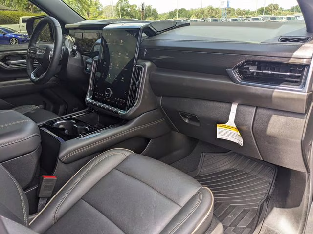 2025 Onyx Black GMC Yukon Elevation RWD SUV