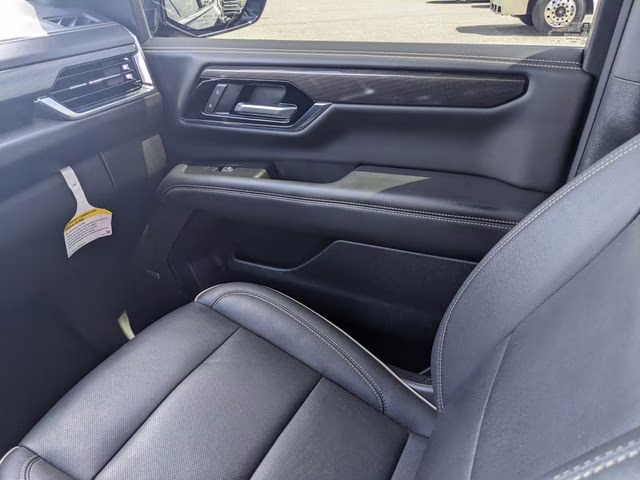 2025 Onyx Black GMC Yukon Elevation RWD SUV