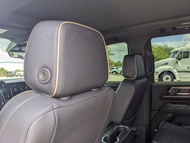 2025 Onyx Black GMC Yukon Elevation RWD SUV