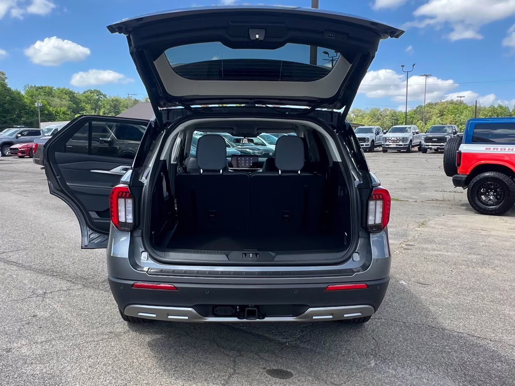 2026 Carbonized Gray Metallic Ford Explorer Active w/200A Pkg RWD SUV