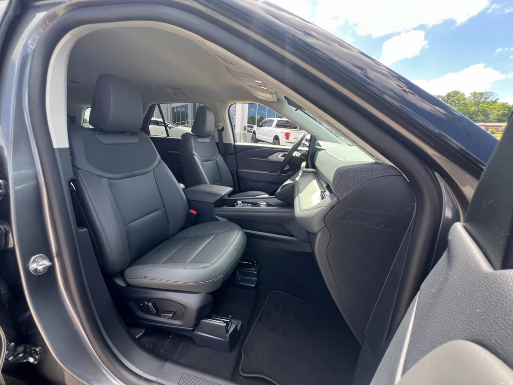 2026 Carbonized Gray Metallic Ford Explorer Active w/200A Pkg RWD SUV