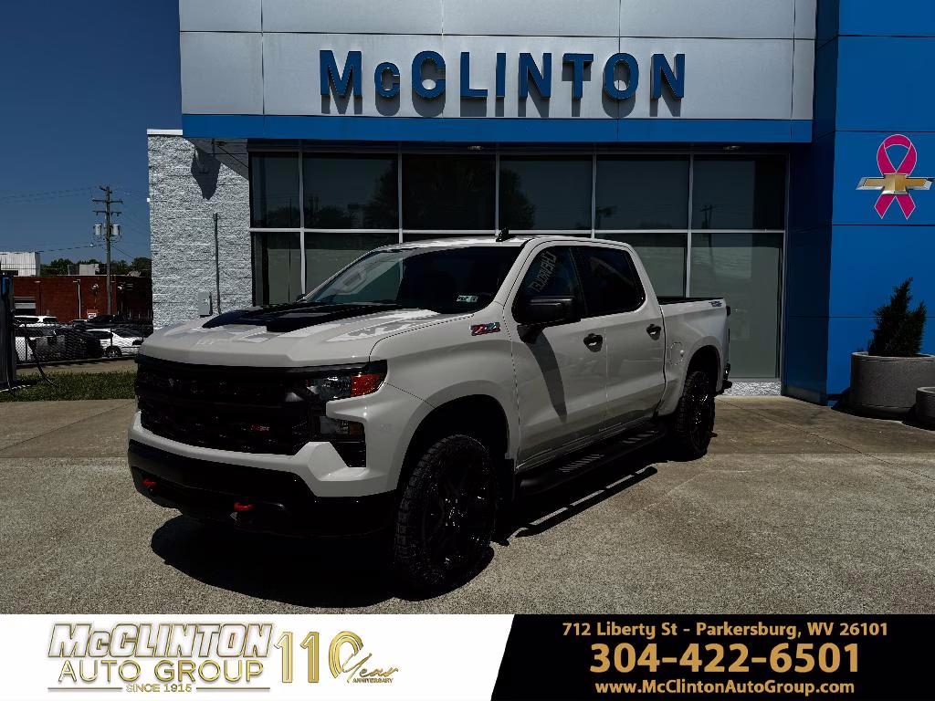 2026 White Sands Chevrolet Silverado Custom Trail Boss 4X4 Truck