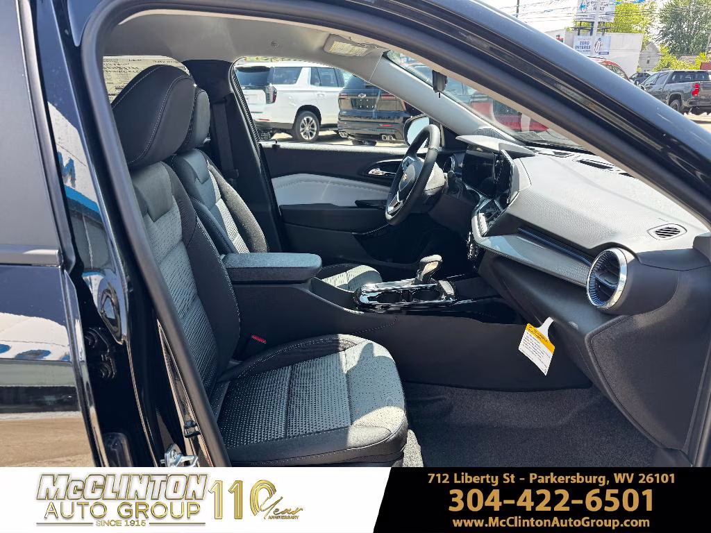 2026 Mosaic Black Metallic Chevrolet Trax LT FWD SUV