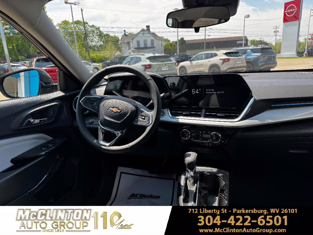 2026 Mosaic Black Metallic Chevrolet Trax LT FWD SUV