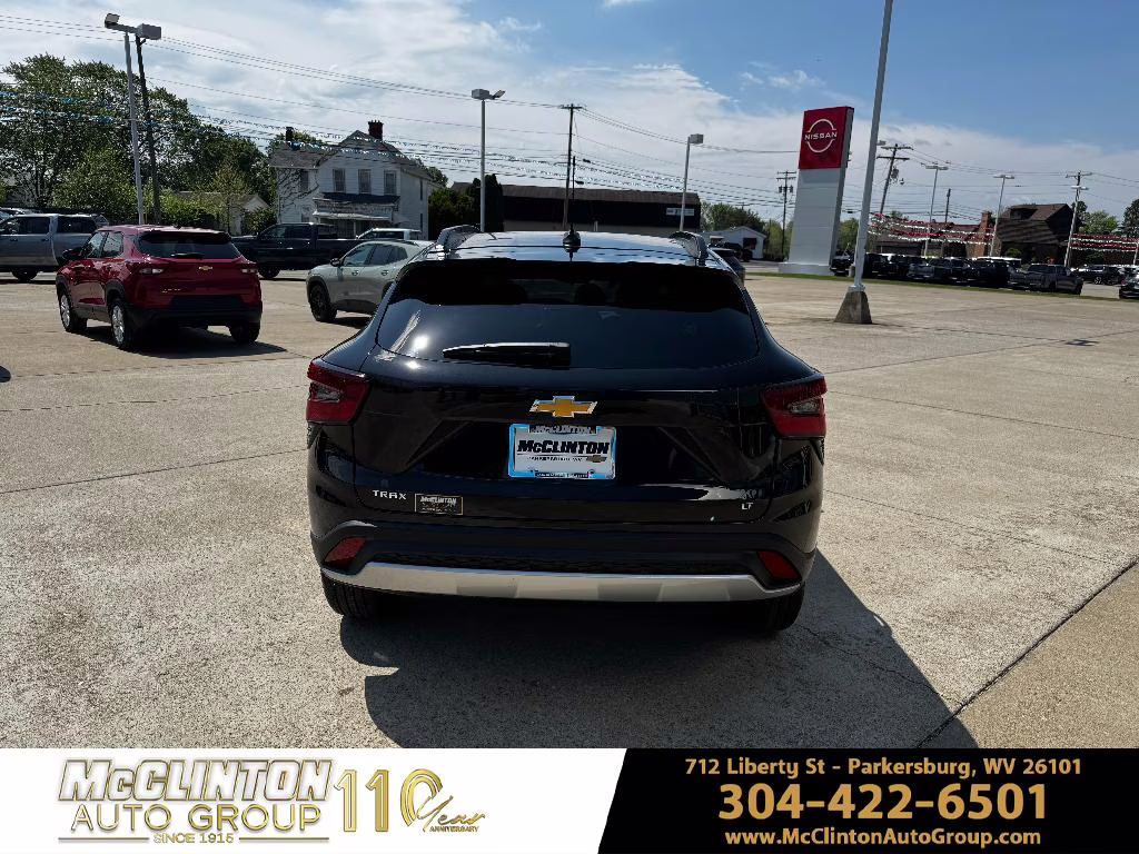 2026 Mosaic Black Metallic Chevrolet Trax LT FWD SUV