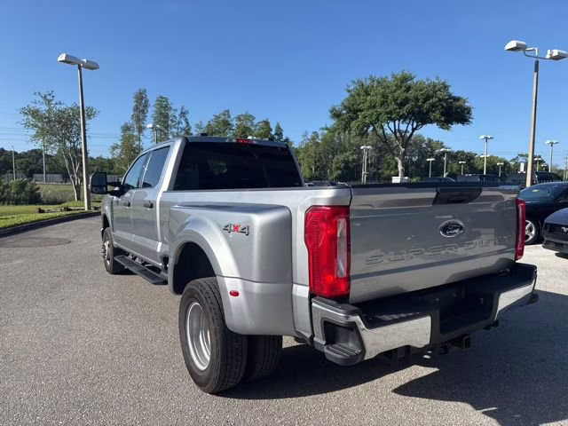 2024 Iconic Silver Metallic Ford Super Duty F-350 DRW XLT Crew Cab Pickup 4X4 Truck