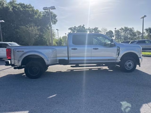 2024 Iconic Silver Metallic Ford Super Duty F-350 DRW XLT Crew Cab Pickup 4X4 Truck