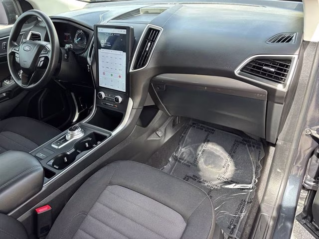 2024 Blue Metallic Ford Edge SE AWD SUV