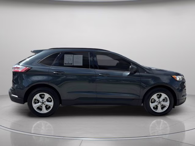 2024 Blue Metallic Ford Edge SE AWD SUV