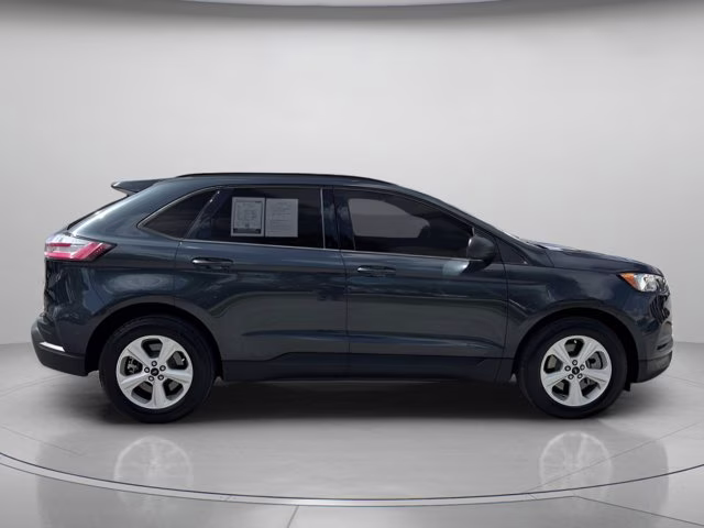 2024 Blue Metallic Ford Edge SE AWD SUV