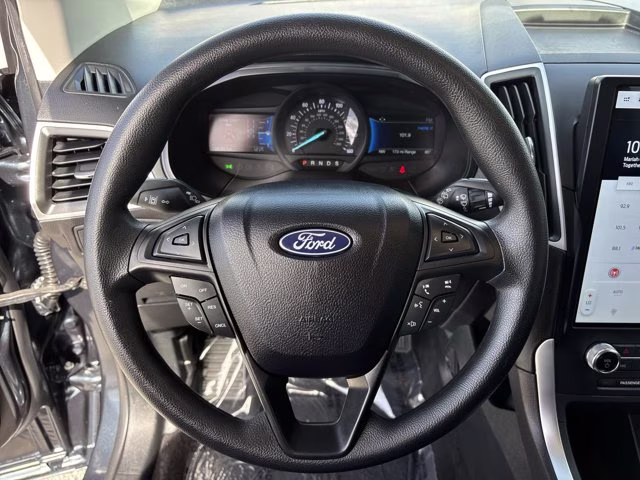 2024 Blue Metallic Ford Edge SE AWD SUV