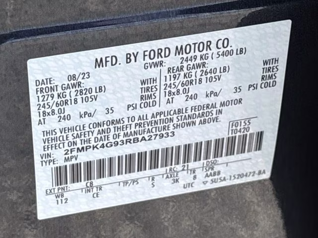 2024 Blue Metallic Ford Edge SE AWD SUV