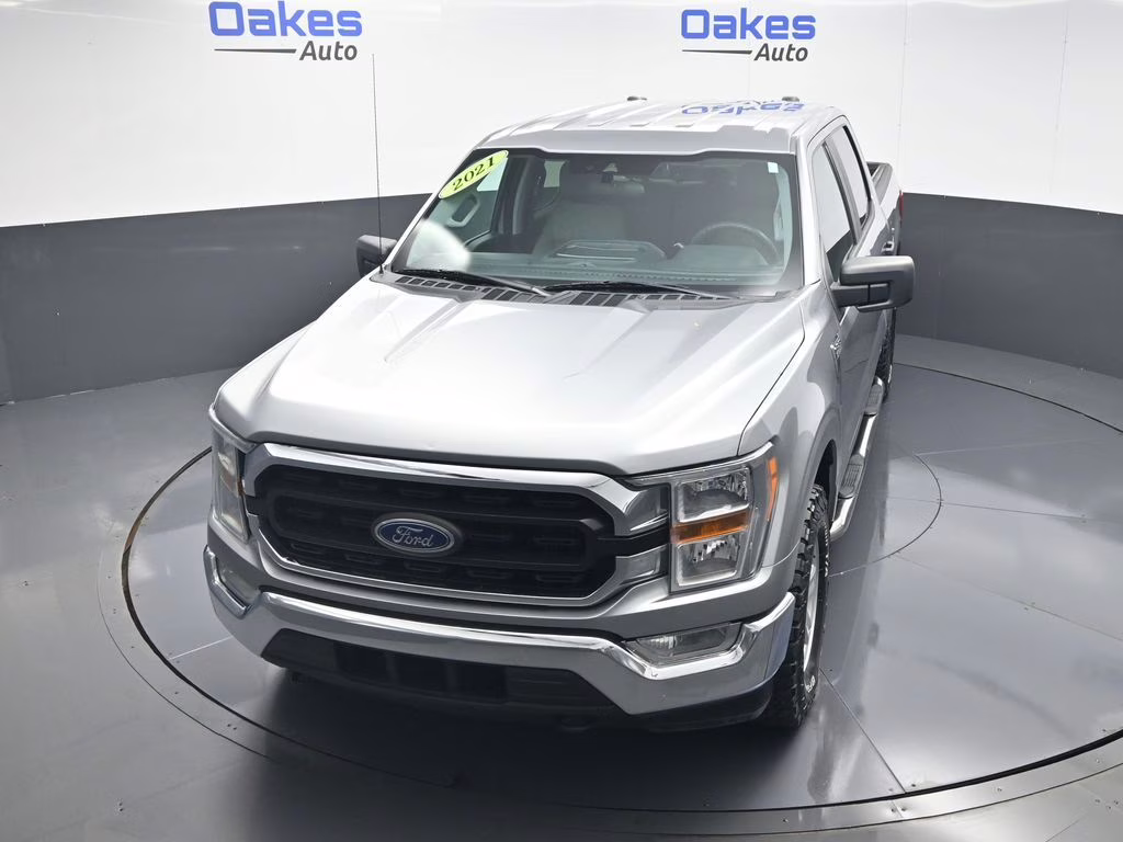 2021 Silver Metallic Ford F-150 XLT 4X4 Truck