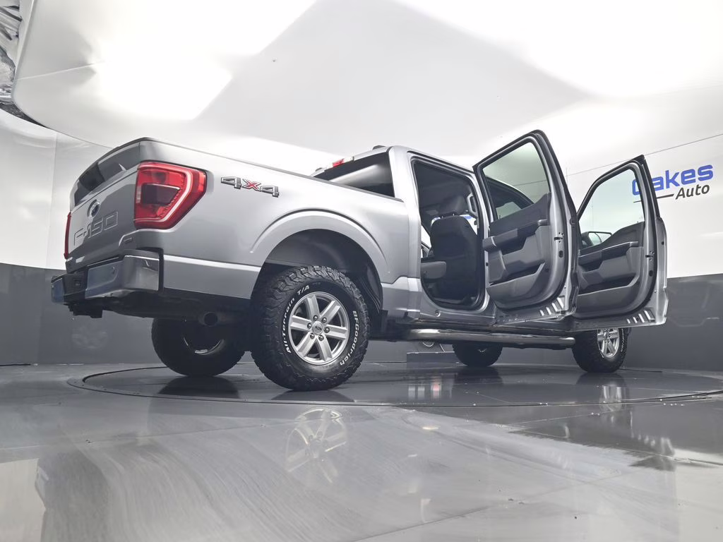 2021 Silver Metallic Ford F-150 XLT 4X4 Truck