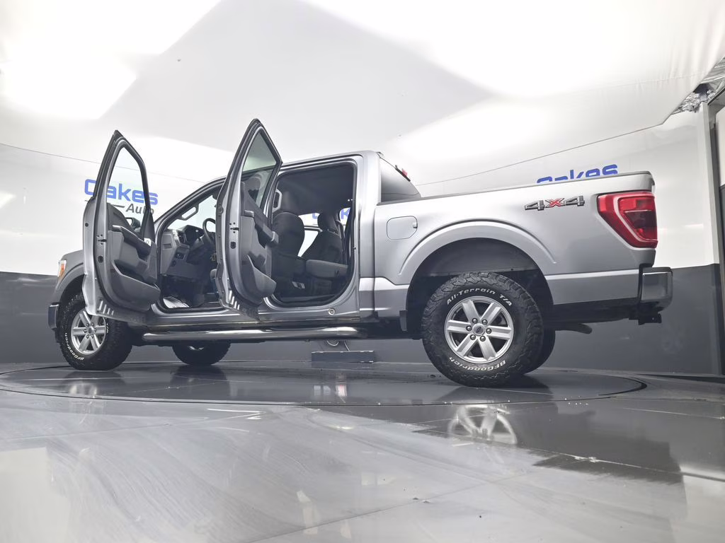 2021 Silver Metallic Ford F-150 XLT 4X4 Truck