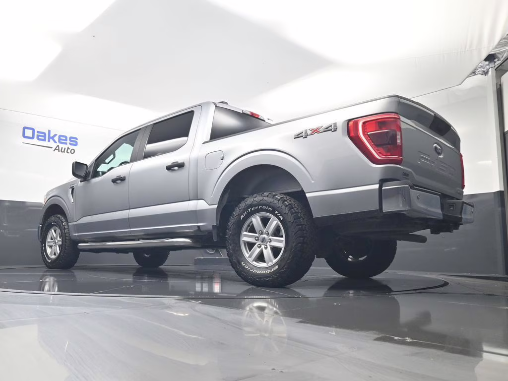 2021 Silver Metallic Ford F-150 XLT 4X4 Truck