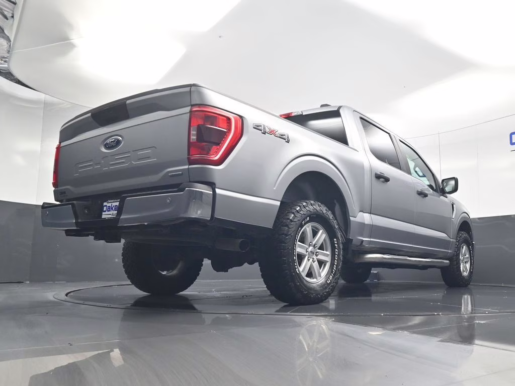 2021 Silver Metallic Ford F-150 XLT 4X4 Truck