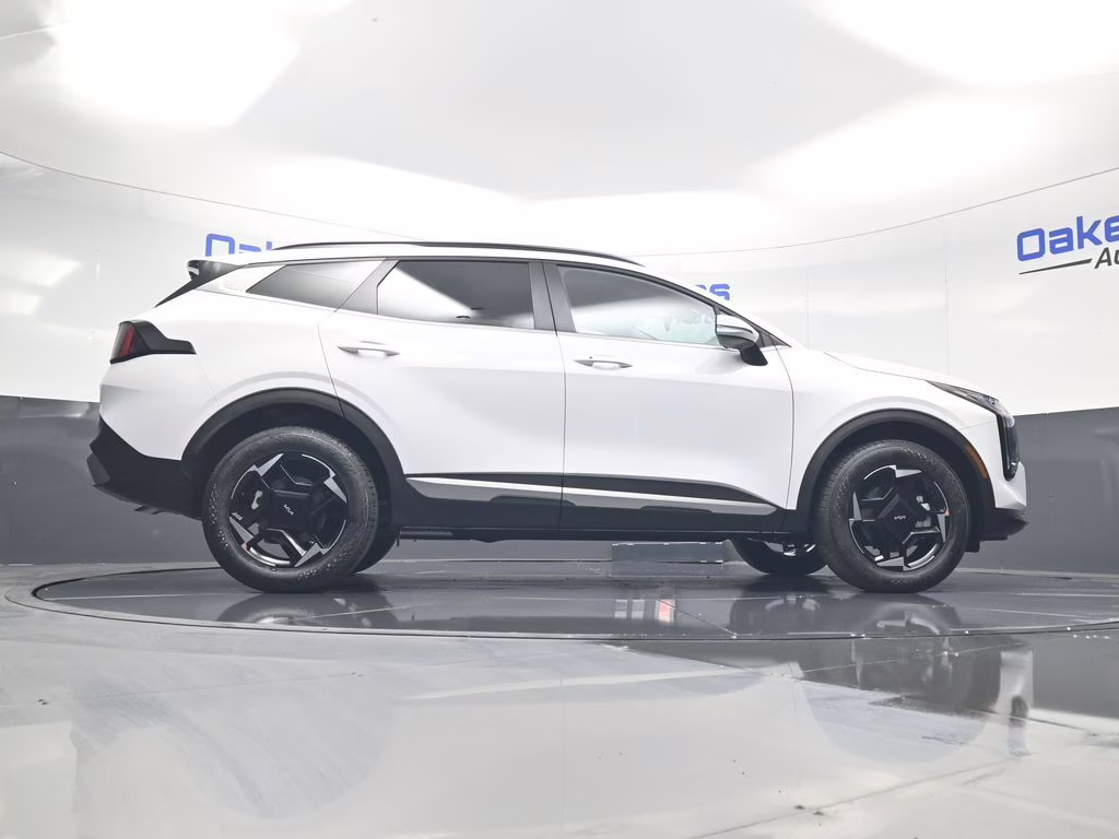 2026 Glacial White Pearl Kia Sportage EX AWD SUV