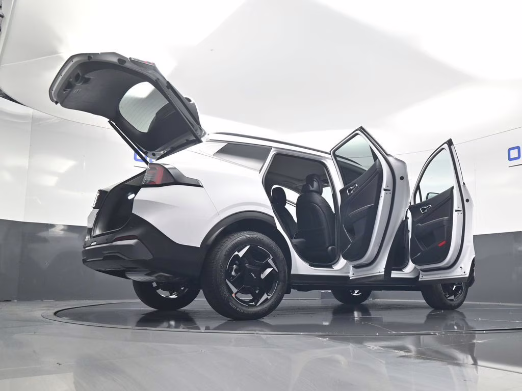 2026 Glacial White Pearl Kia Sportage EX AWD SUV