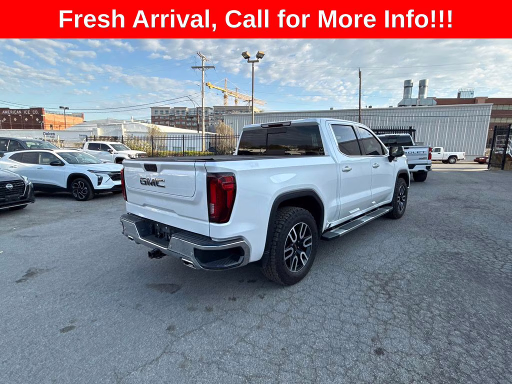 2021 White Frost Tricoat GMC Sierra 1500 SLT 4X4 Truck