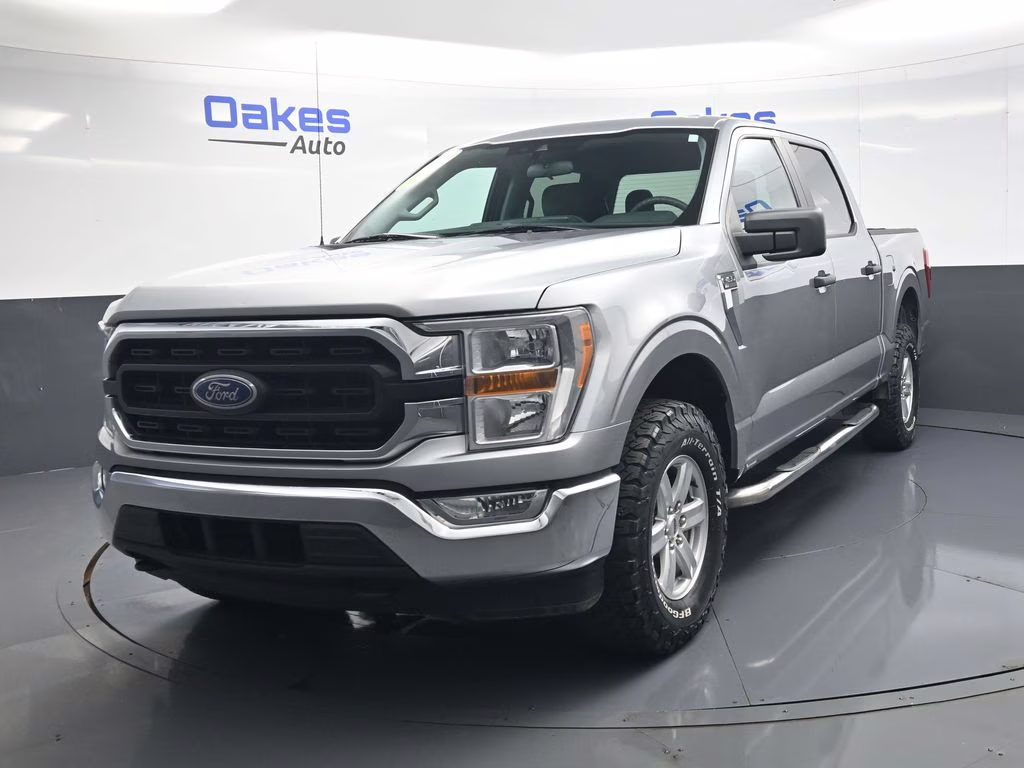2021 Silver Metallic Ford F-150 XLT 4X4 Truck