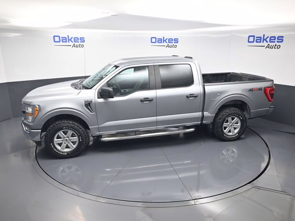 2021 Silver Metallic Ford F-150 XLT 4X4 Truck