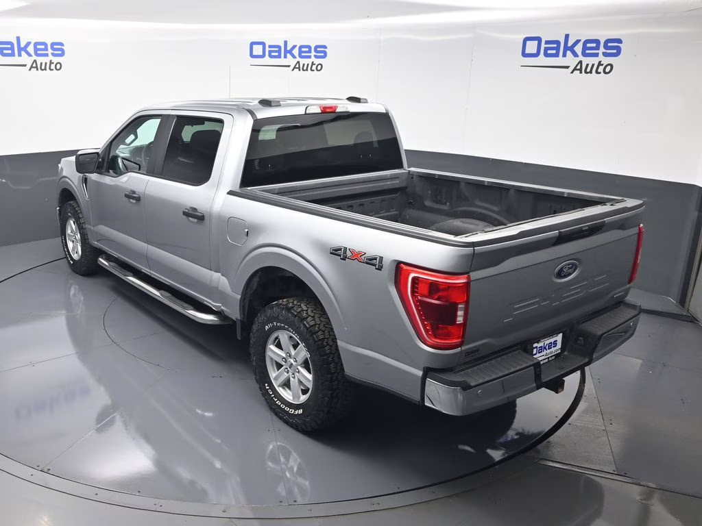 2021 Silver Metallic Ford F-150 XLT 4X4 Truck