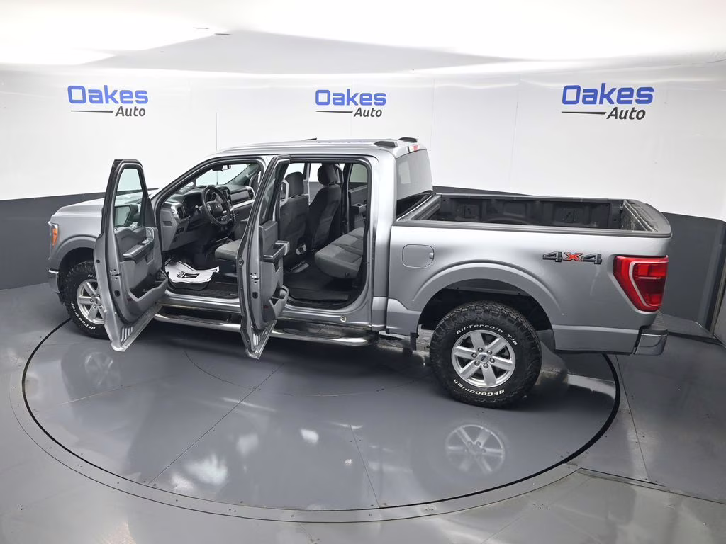 2021 Silver Metallic Ford F-150 XLT 4X4 Truck