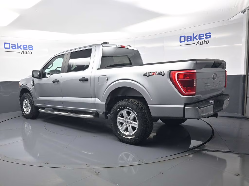2021 Silver Metallic Ford F-150 XLT 4X4 Truck