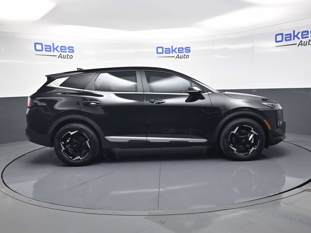 2026 Ebony Black Kia Sportage EX FWD SUV