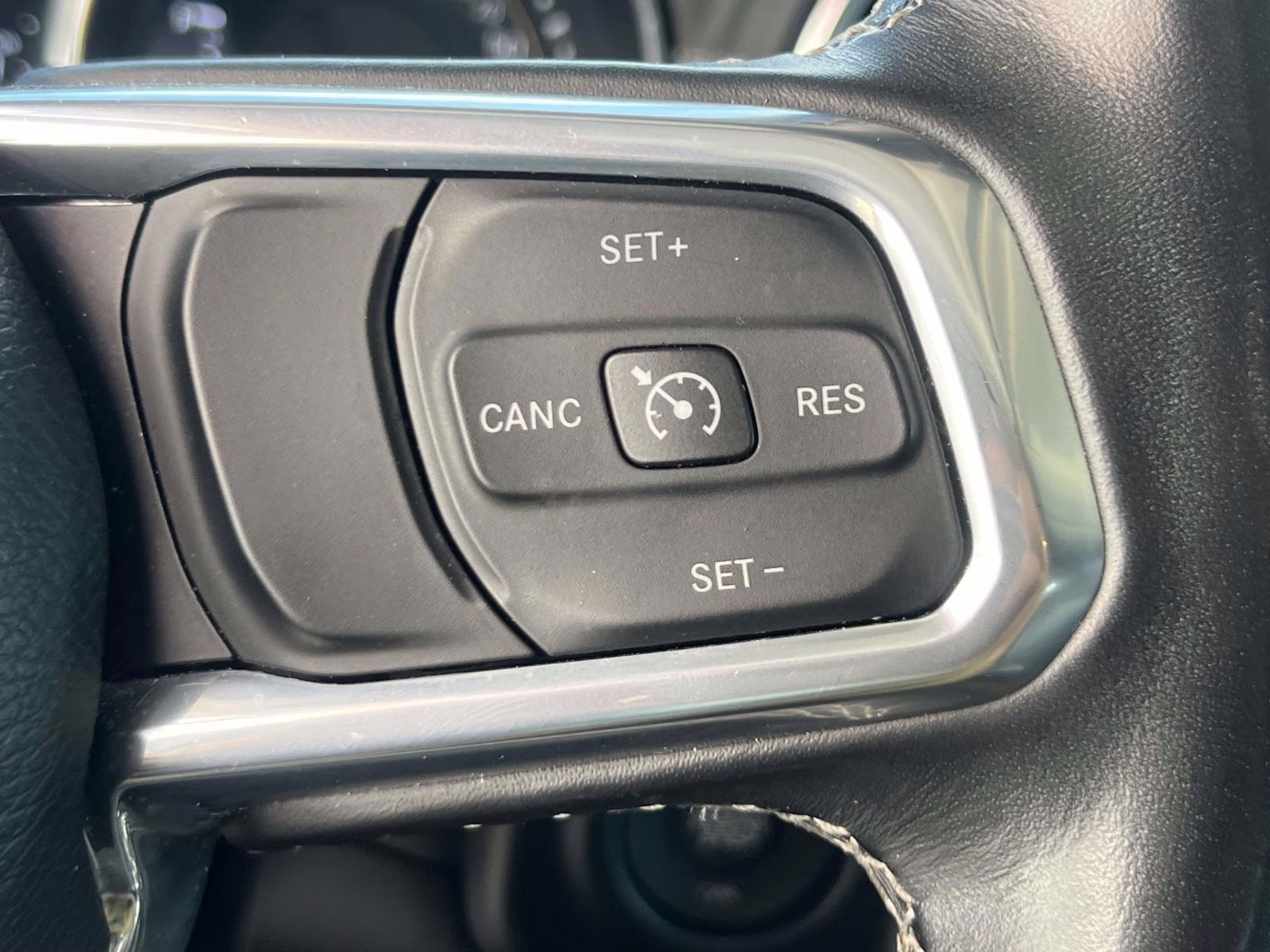 2023 White Jeep Wrangler 4xe Sahara 4x4 4X4 SUV