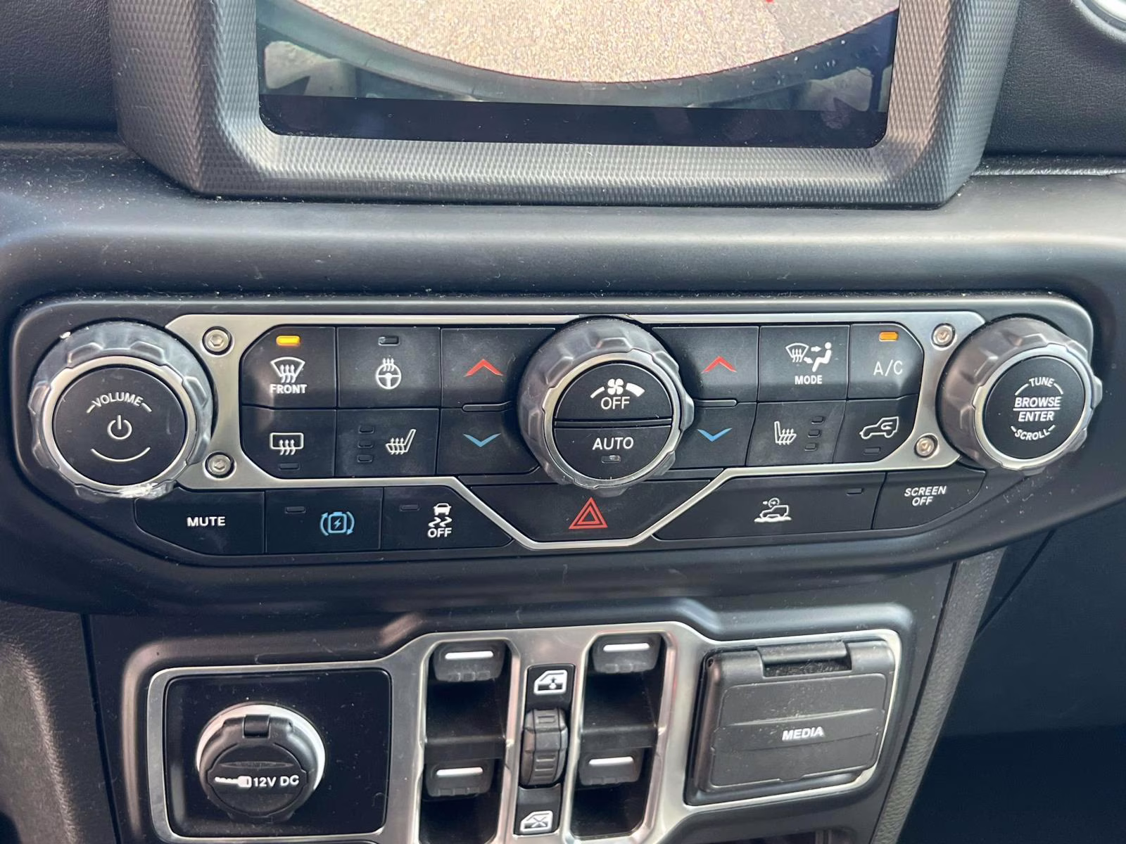 2023 White Jeep Wrangler 4xe Sahara 4x4 4X4 SUV