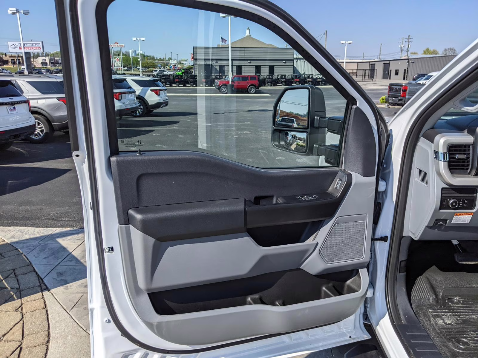 2026 Oxford White Ford Super Duty F-350 DRW XL 4X4 Truck