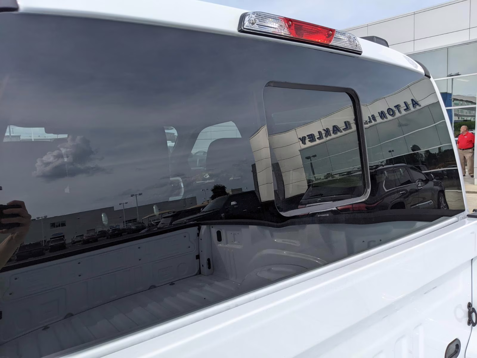 2026 Oxford White Ford Super Duty F-250 SRW XL 4X4 Truck