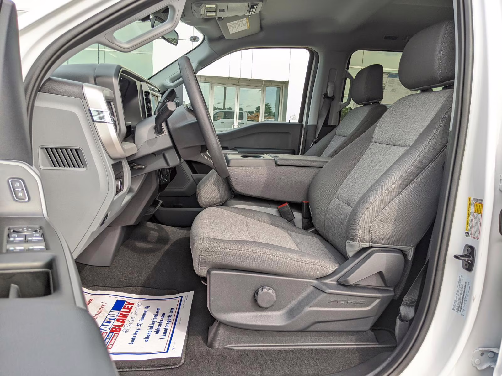 2026 Oxford White Ford Super Duty F-250 SRW XL 4X4 Truck