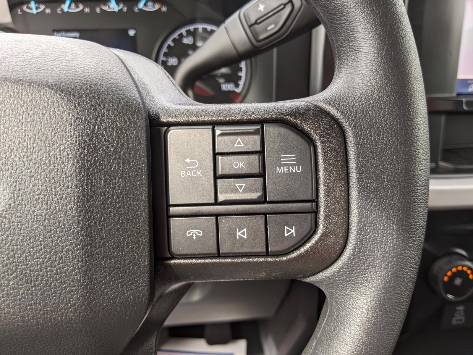 2026 Oxford White Ford Super Duty F-250 SRW XL 4X4 Truck
