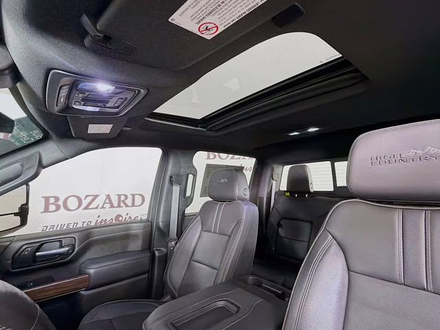 2022 Black Chevrolet Silverado 2500HD High Country 4X4 Truck