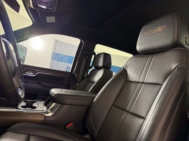 2024 Black Chevrolet Silverado 2500HD High Country 4X4 Truck